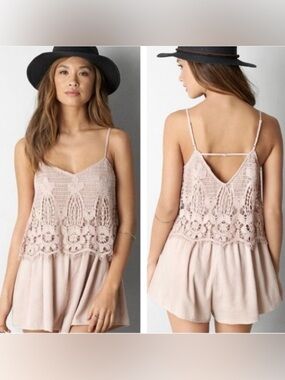 American Eagle Blush Pink Crochet Lace Romper with Spaghetti Straps Sz Large